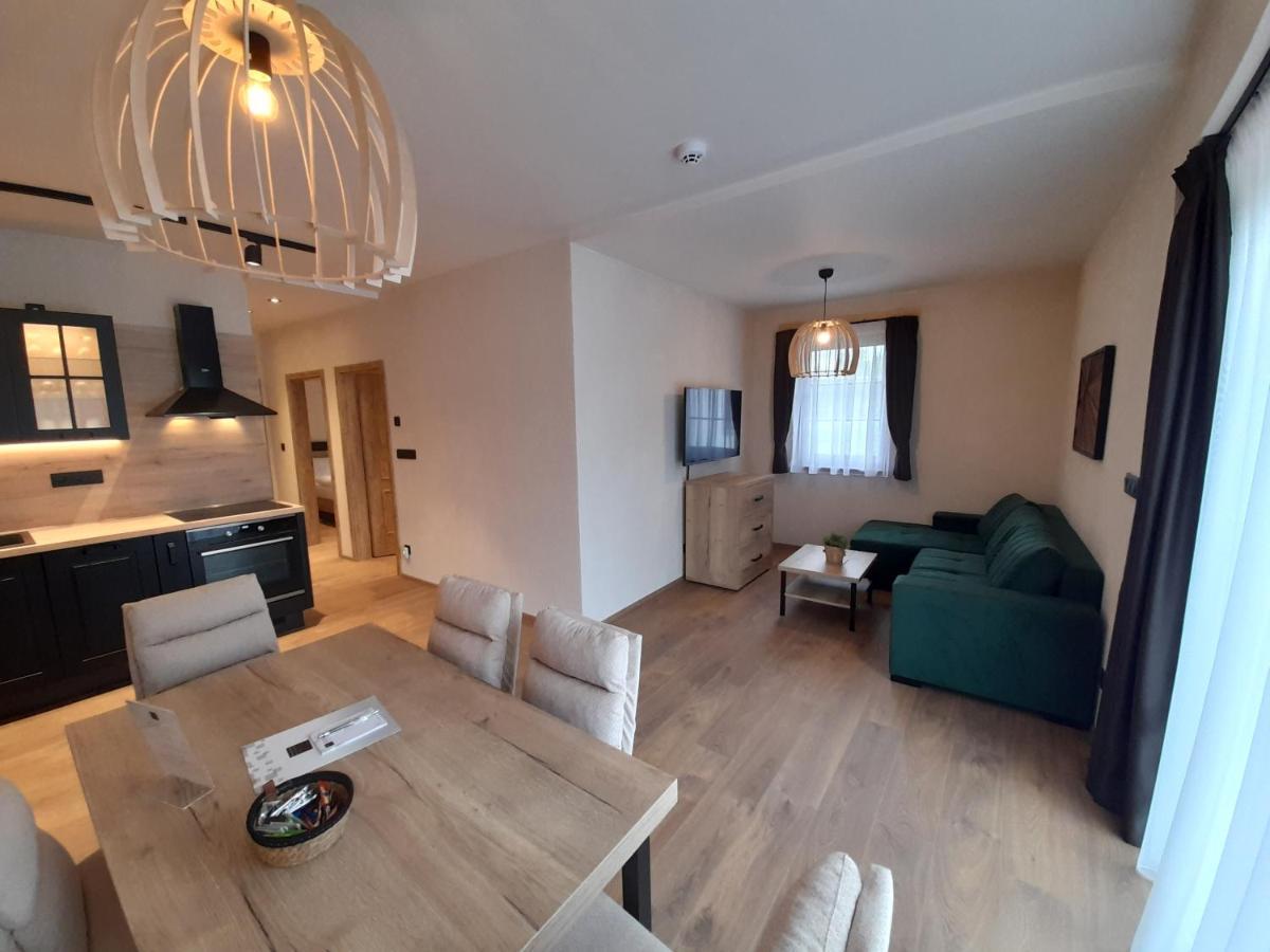Residence Klazary U Zumberka - Terasove Apartmany Kamenna Ngoại thất bức ảnh